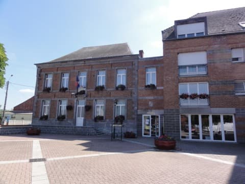 Couvreur Avesnelles