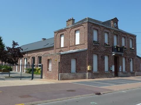 Couvreur Hélesmes