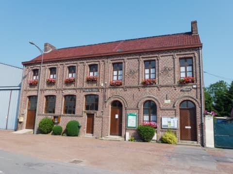 Couvreur Sars-et-Rosières